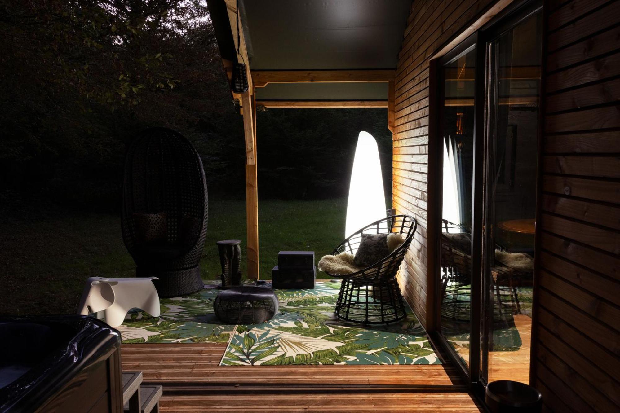 L Ost In Sensations -Hebergements Insolites Et Suites De Luxe Spa Sauna Piscine Foret Marcenais Ngoại thất bức ảnh
